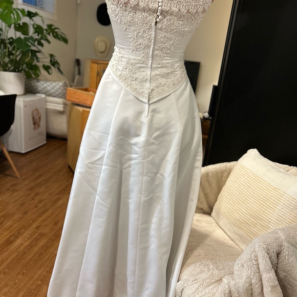 Vintage Ginza Collection Wedding dress - Picture 14 of 14